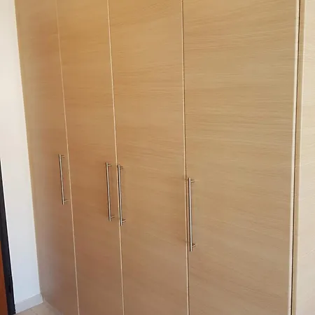 Center Luxury 公寓 *